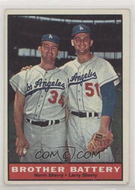 1961 Topps - [Base] #521 - Brother Battery (Norm Sherry, Larry Sherry)