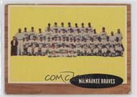 Milwaukee Braves Team (Green Tint) [Poor to Fair]