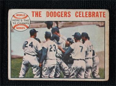 1964 Topps - [Base] - Venezuelan #140 - World Series - The Dodgers Celebrate [Poor to Fair]