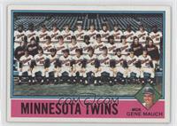 Team Checklist - Minnesota Twins, Gene Mauch [Good to VG‑EX]