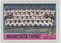 Team Checklist - Minnesota Twins, Gene Mauch [COMC RCR Poor]