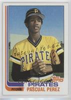 Pascual Perez (Pitcher Position on Front) [EX to NM]