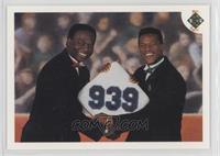 Stolen Base Leaders - Lou Brock, Rickey Henderson (No Date On Front)