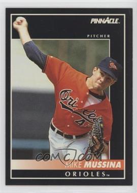 1992 Pinnacle - [Base] #204 - Mike Mussina [EX to NM]