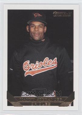 1993 Topps - [Base] - Gold #587 - Manny Alexander