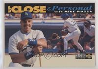 Up Close & Personal - Mike Piazza (White Bar on Bottom) [EX to NM]