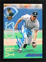 Wade Boggs [JSA Certified COA Sticker]