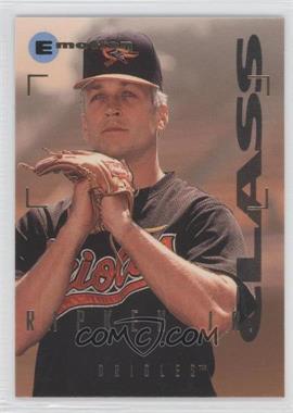 1995 Skybox Emotion - [Base] #8 - Cal Ripken Jr.