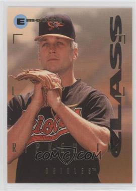 1995 Skybox Emotion - [Base] #8 - Cal Ripken Jr.