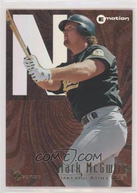 1995 Skybox Emotion - Ntense #7 - Mark McGwire