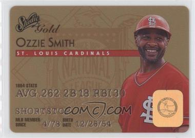 1995 Studio - [Base] - Gold Plastic Stock #41 - Ozzie Smith