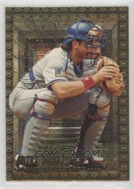 1995 Topps Embossed - [Base] - Golden Idols #110 - Mike Piazza