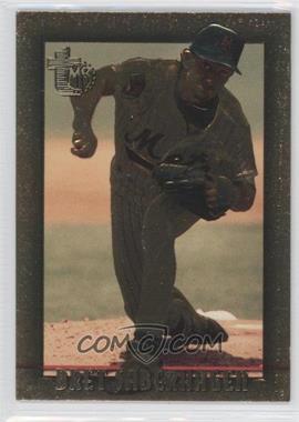 1995 Topps Embossed - [Base] - Golden Idols #124 - Bret Saberhagen