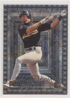 1995 Topps Embossed - [Base] #107 - Mark McGwire