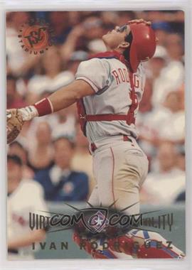 1995 Topps Stadium Club - Virtual Reality - Members Only #103 - Ivan Rodriguez