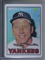 Mickey Mantle (1967 Topps) #/2,401