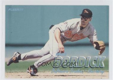 1997 Fleer - [Base] - Tiffany #670 - Mike Bordick