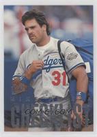 Mike Piazza (Carrying Bag)