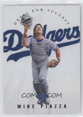 1997 Leaf - Dress For Success #8 - Mike Piazza /3500