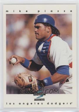 1997 Score - [Base] #22 - Mike Piazza