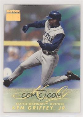 1999 Skybox Premium - [Base] #137 - Ken Griffey Jr.