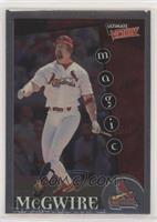 Mark McGwire [EX to NM]