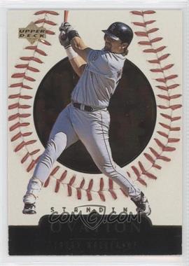 1999 Upper Deck Ovation - [Base] - Standing Ovation #5 - Larry Walker /500