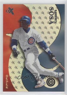 2000 EX - [Base] #14 - Sammy Sosa