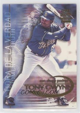 2000 Pacific Crown Collection - Moment of Truth #24 - Tony Gwynn