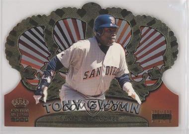 2000 Pacific Crown Royale - [Base] - Premiere Date #120 - Tony Gwynn /121