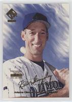 Luis Gonzalez #/34