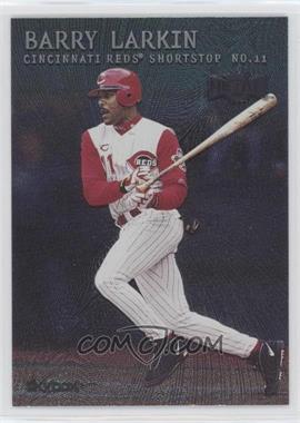 2000 Skybox Metal - [Base] - Emerald #112 - Barry Larkin