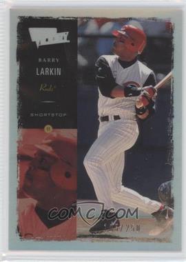 2000 Ultimate Victory - [Base] - Victory Collection #87 - Barry Larkin /250