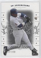 SP Superstars - Sammy Sosa #/1,250