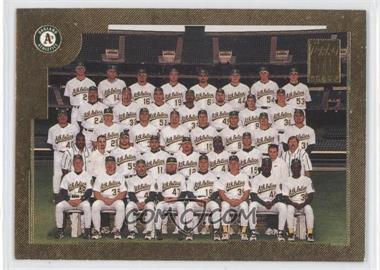 2001 Topps - [Base] - Gold #772 - Oakland Athletics Team /2001