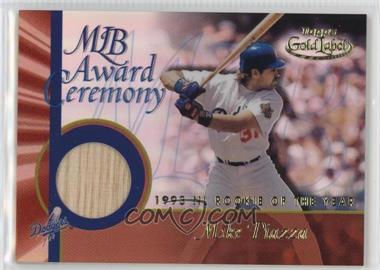 2001 Topps Gold Label - MLB Award Ceremony Relic #GLR-MP - Mike Piazza [EX to NM]