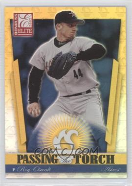 2002 Donruss Elite - Passing the Torch #PT-12 - Roy Oswalt /1000