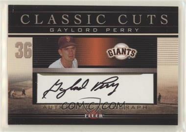 2002 Fleer - Classic Cuts Signatures #GP-A - Gaylord Perry [EX to NM]