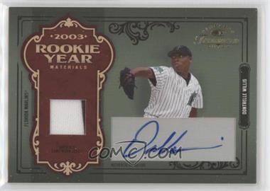 2004 Donruss Timeless Treasures - Rookie Year Materials - Prime Signatures #RY-38 - Dontrelle Willis /35