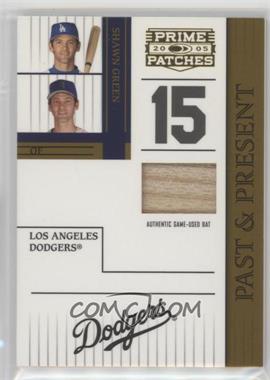 2005 Donruss Prime Patches - Past & Present - Bat #PP-17 - Shawn Green /150