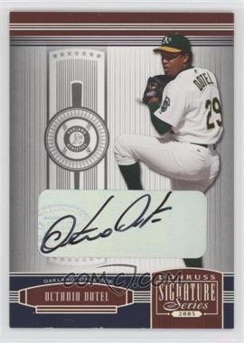 2005 Donruss Signature Series - [Base] - Silver Signatures #91 - Octavio Dotel