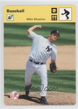 2005 Leaf - Sportscasters - Yellow Fielding Ball #30 - Mike Mussina /40