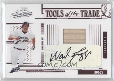 2005 Playoff Absolute Memorabilia - Tools of the Trade - Red Single Materials Bat Signatures #TT-195 - Wade Boggs /10