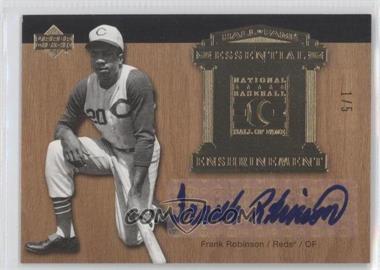 2005 Upper Deck Hall of Fame - Essential Enshrinement - Gold Autographs #EE-FR1 - Frank Robinson /5