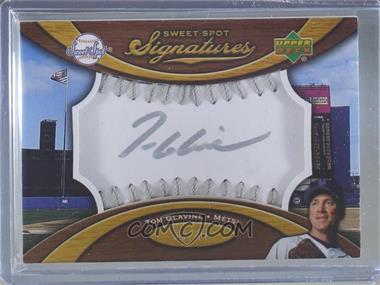 2007 Sweet Spot - Signatures Ball - Silver Stitching Silver Ink #SS-TG - Tom Glavine /47