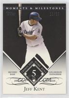 Jeff Kent (2005 NL Silver Slugger - 29 Home Runs) #/29