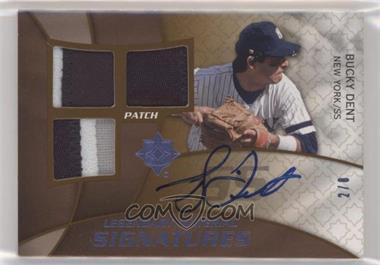 2009 Upper Deck Ultimate Collection - Legendary Material Signatures Triple - Patch #LMST-BD - Bucky Dent /8