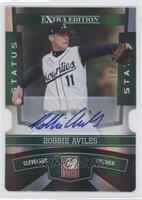 Robbie Aviles #/25