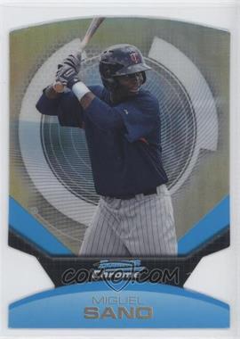 2011 Bowman Chrome - Futures - Refractor #18 - Miguel Sano