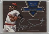 Luis Tiant #/99